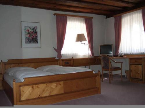 Lindenhof Hotel Mornsheim Room photo
